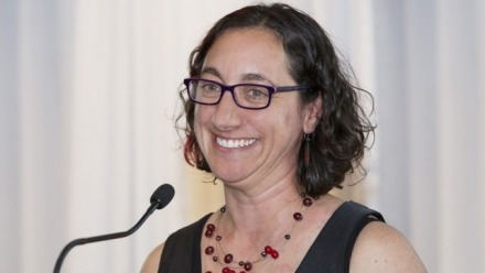 Talia Avrahamzon awarded the 2018 Joan Uhr Prize