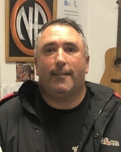 Mr Chris Mason